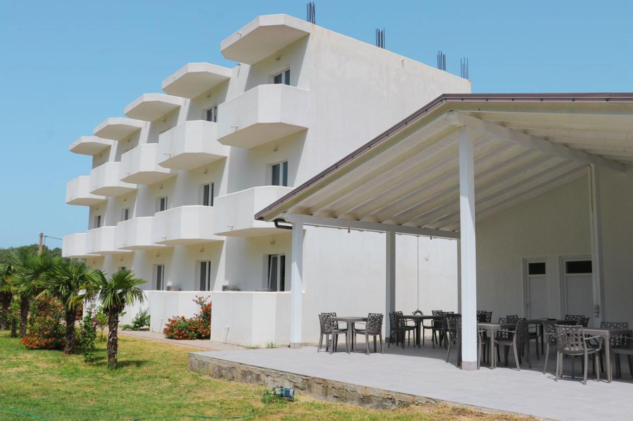 Hotel Velipoja Village Esterno foto